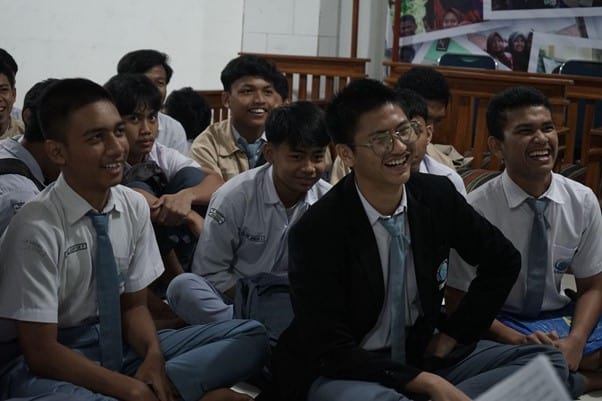 berbagi inspirasi lewat profesi10 dompet dhuafa Ricky Harun Berbagi Inspirasi Lewat Profesi