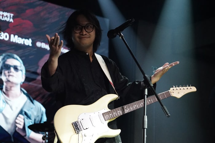 jrocks di bajawa4 dompet dhuafa J-Rocks di Bajawa ajak penggemar beri Kado Yatim