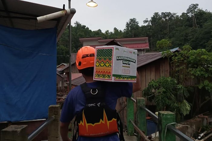 kado ramadan untuk penyintas banjir kendari5 dompet dhuafa Kado Ramadan untuk Penyintas Banjir Kendari