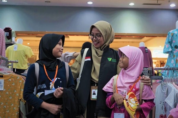 muliakan yatim1 dompet dhuafa Astra Financial dan Dompet Dhuafa gulirkan kebaikan Ramadan untuk anak yatim.