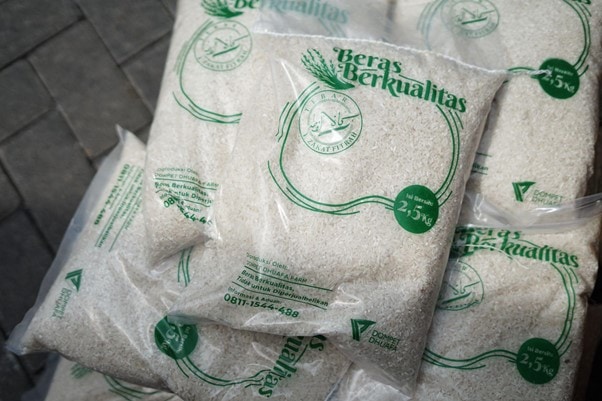 Tebar Zakat Fitrah Gresik