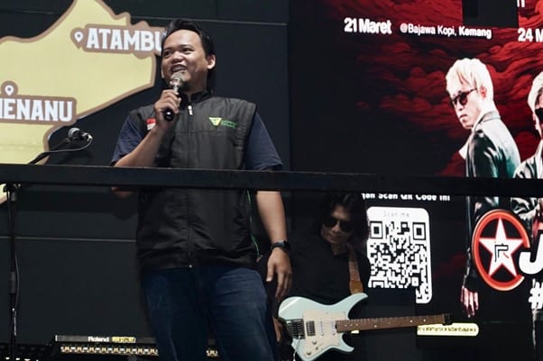 jrocks berbagi musik di bajawa coffee8 dompet dhuafa J-Rocks Berbagi Musik di Bajawa Coffee