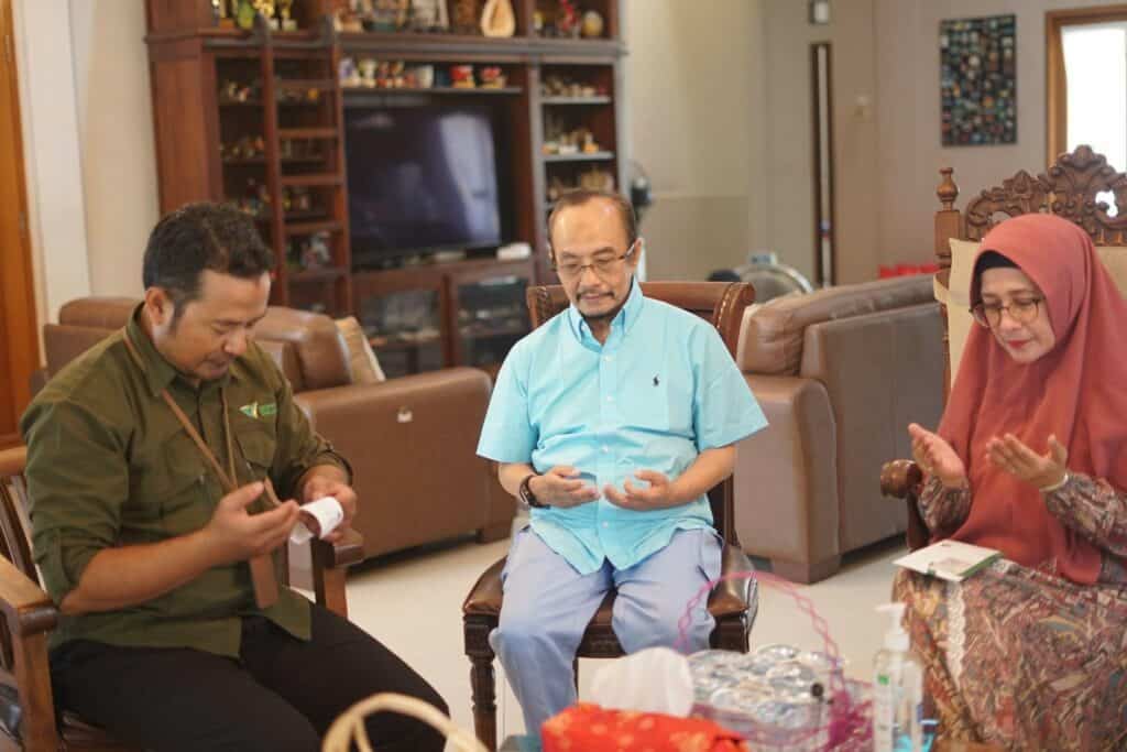 Layanan Jemput Zakat Dompet Dhuafa