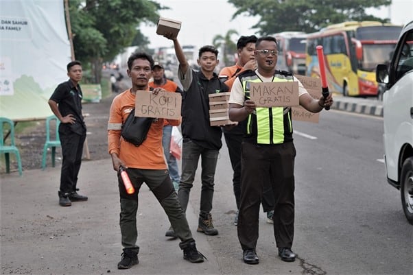 pos mudik cirebon2 dompet dhuafa Pos Mudik Cirebon