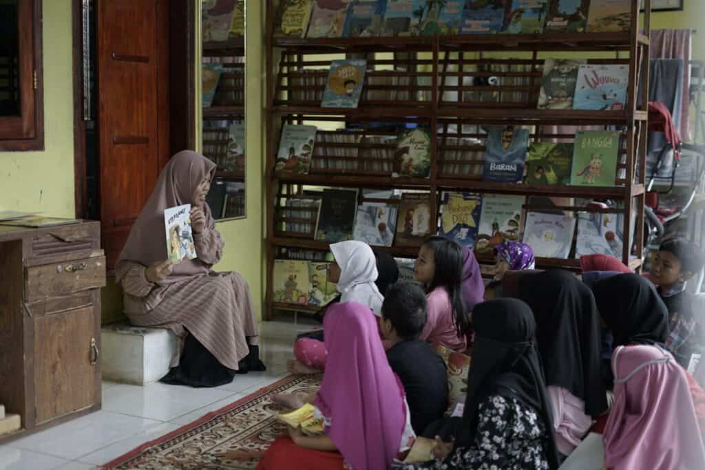 thr guru honorer5 dompet dhuafa THR Guru Honorer