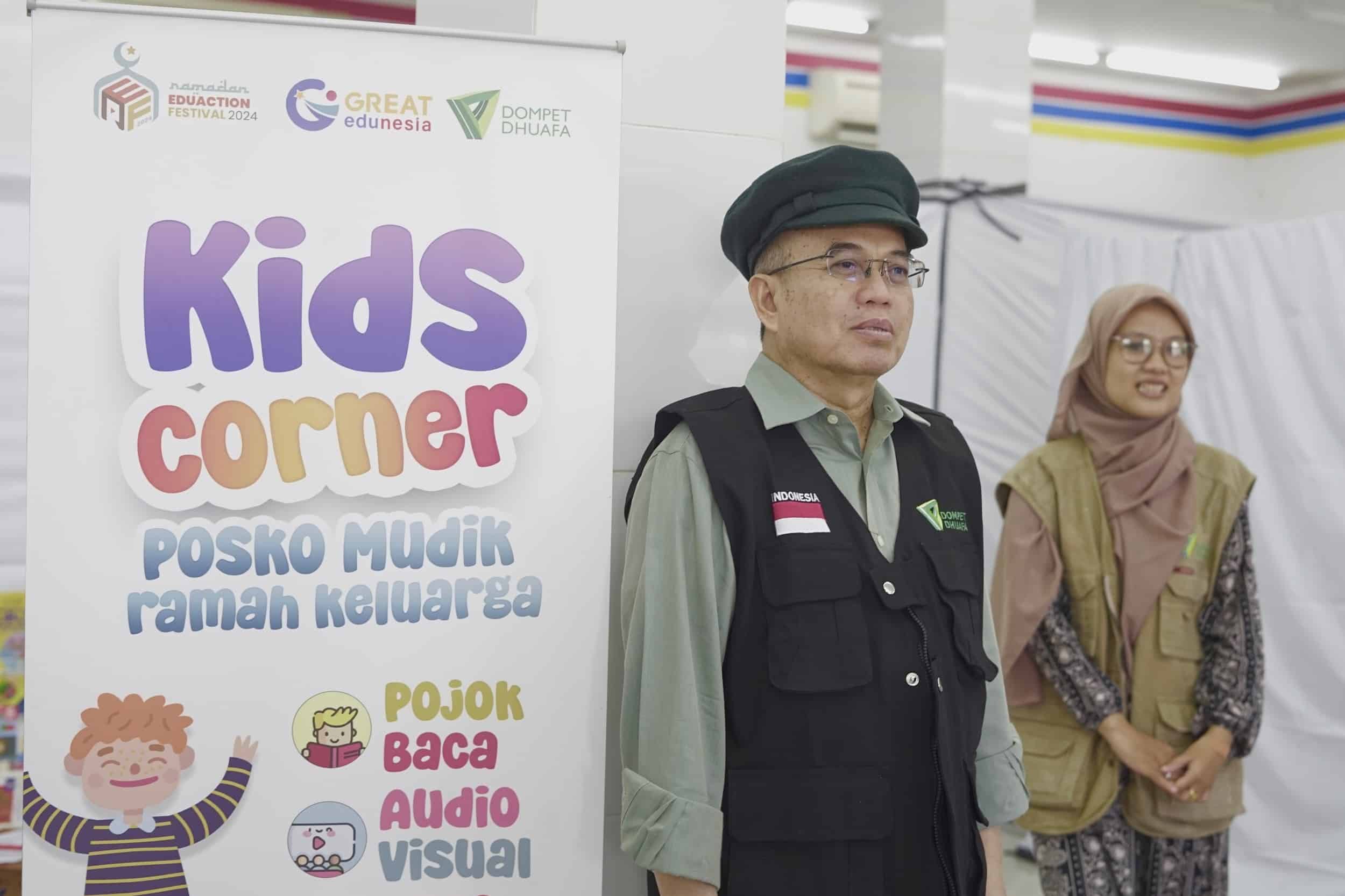 yudi latif bicara pos mudik1 dompet dhuafa Yudi Latif Bicara Pos Mudik