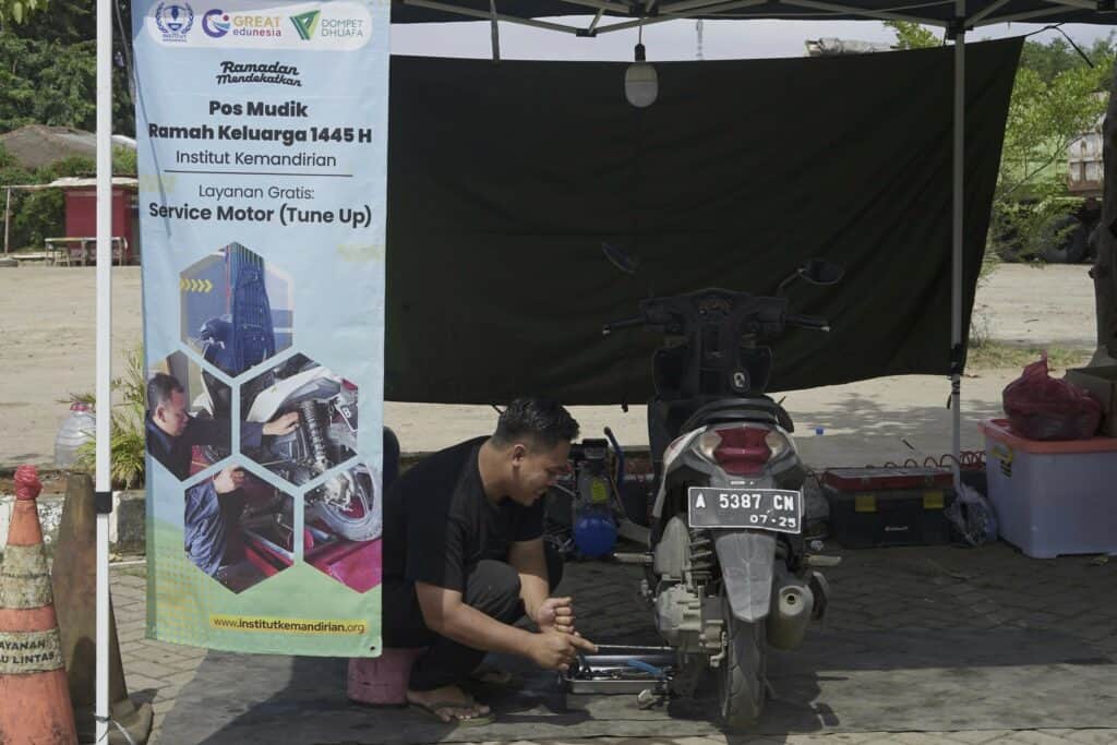yudi latif bicara pos mudik5 dompet dhuafa Yudi Latif Bicara Pos Mudik