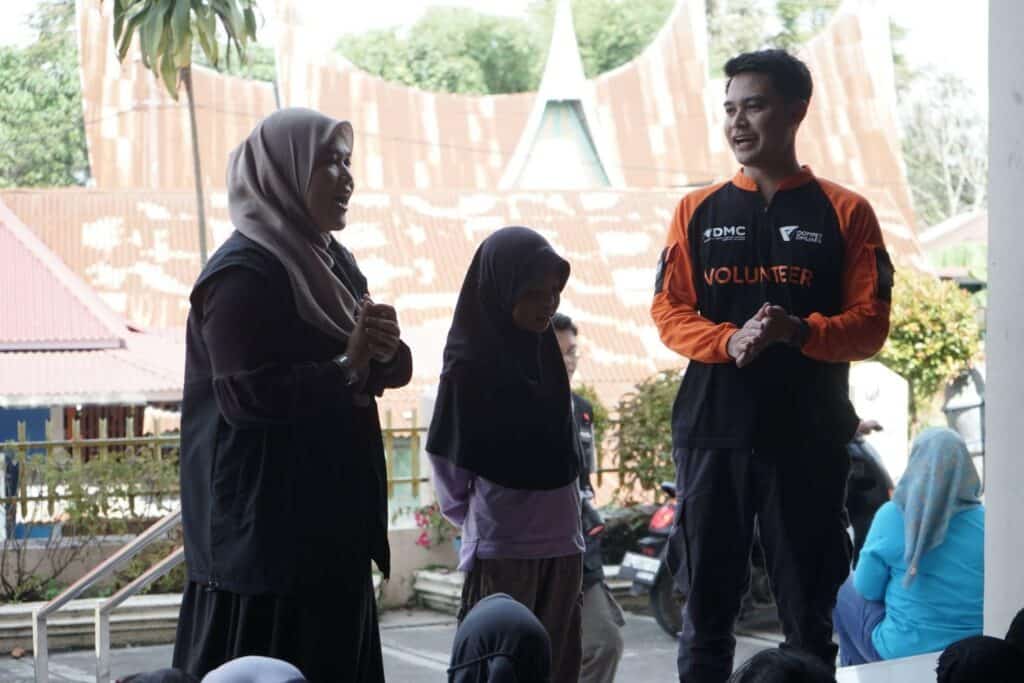 harapan di tengah bencana galodo7 dompet dhuafa Harapan di tengah bencana Galodo, bersama Aiman Ricky