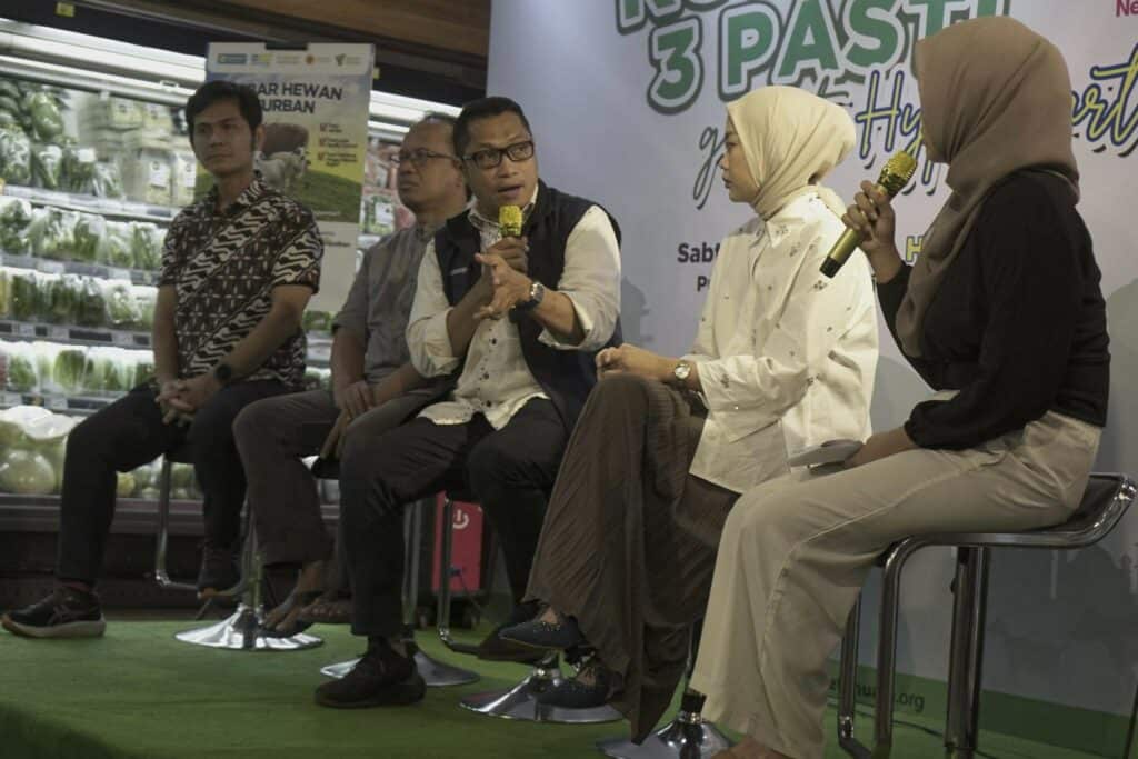 kurbanaval goes to hypermart5 dompet dhuafa Kurbanaval Goes to Hypermart