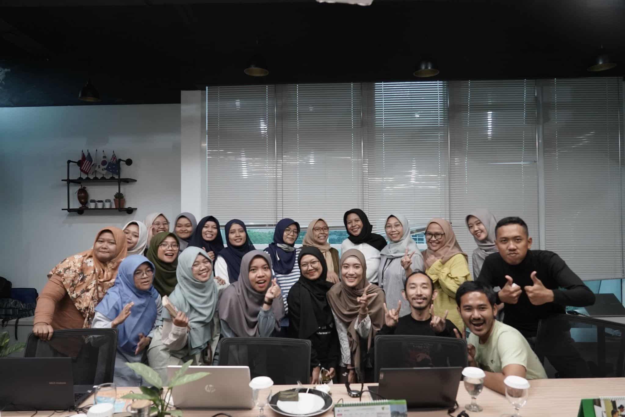 pelatihan menulis untuk tim qc program thk1 dompet dhuafa Pelatihan Menulis untuk Tim QC Program THK
