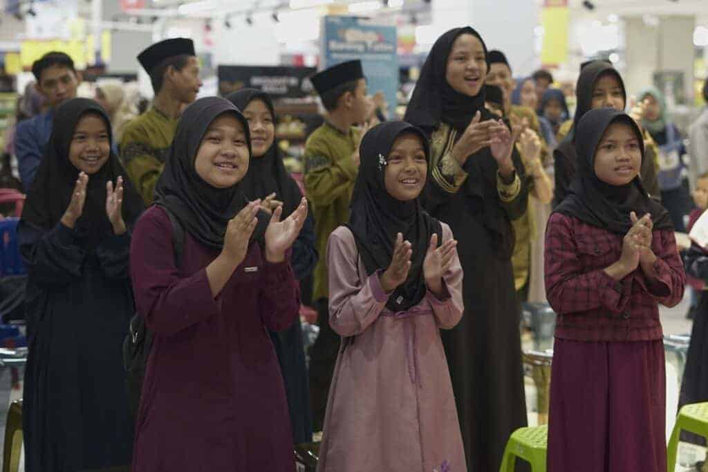 belanjabarengyatimbersamaluluhypermart1024x682 dompet dhuafa