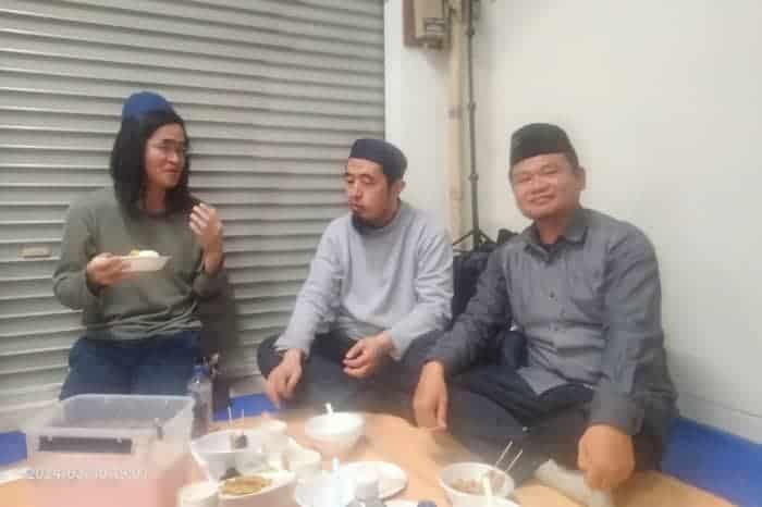 daiambassadordompetdhuafapenugasanjepang5 dompet dhuafa