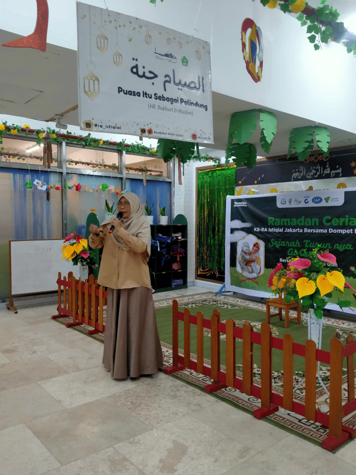 ra istiqlal salurkan donasi parsel ramadan2 dompet dhuafa RA Istiqlal Salurkan Donasi Parsel Ramadan