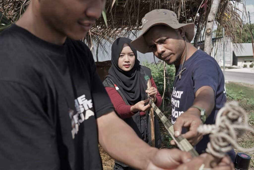 refleksi hidup ocha nugraha12 dompet dhuafa Refleksi Hidup Ocha Nugraha saat mengikuti proses QC hewan kurban bersama Dompet Dhuafa di NTT.