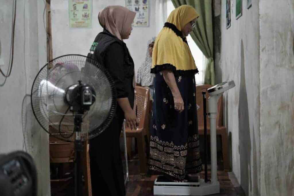 bidanuntuknegeri131024x683 dompet dhuafa