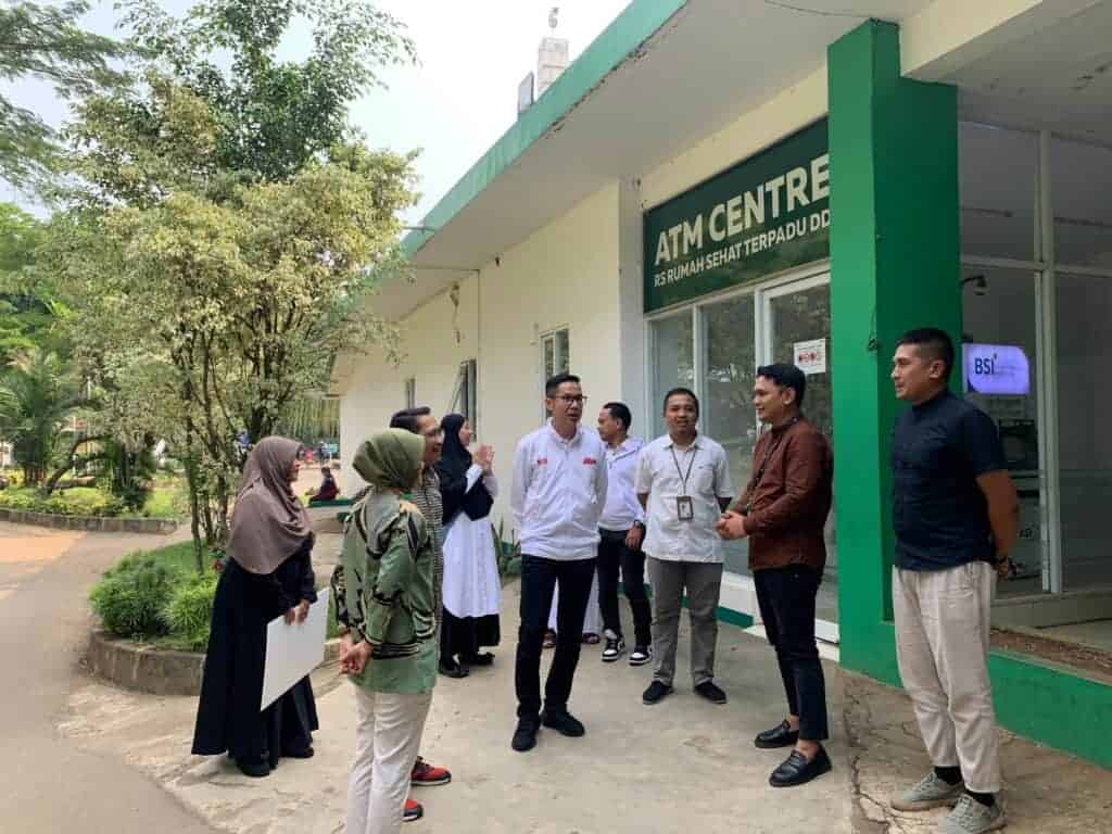 donasiuntukpalestinadariparapengusahabritishpropolis41024x768 dompet dhuafa