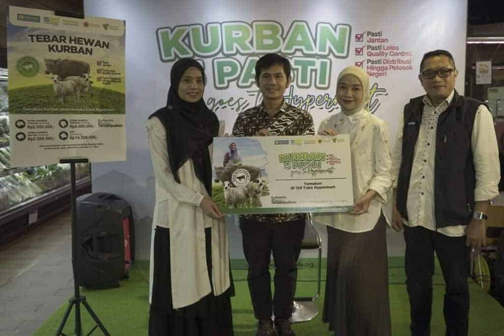 kurbanavalgoestohypermart81024x683 dompet dhuafa