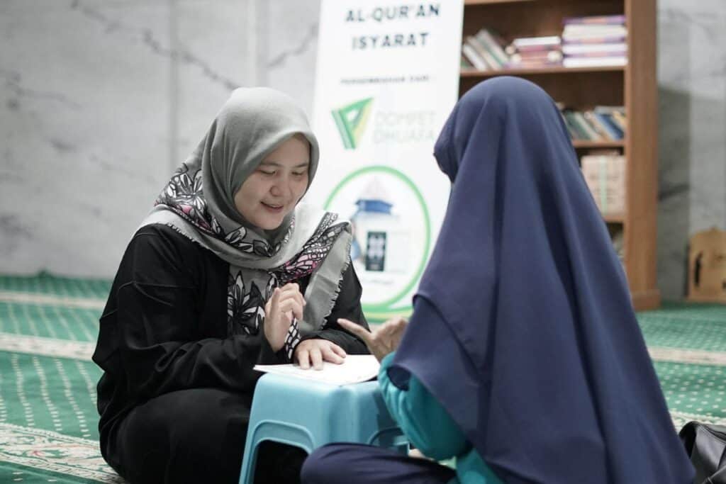 teman tuli alquran7 dompet dhuafa Titin belajar MQI dari Ninik.
