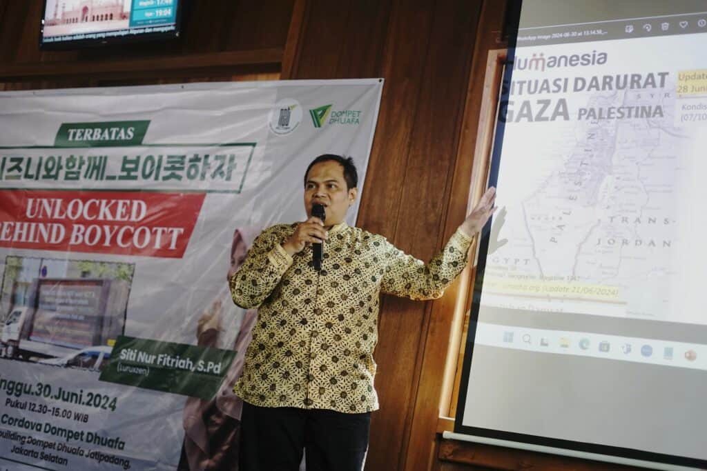 donasi palestina dari nctzen5 dompet dhuafa Dian Mulyadi selaku GM Komunikasi dan Teknologi Dompet Dhuafa saat memaparkan kondisi terkini yang terjadi di Gaza, Palestina.