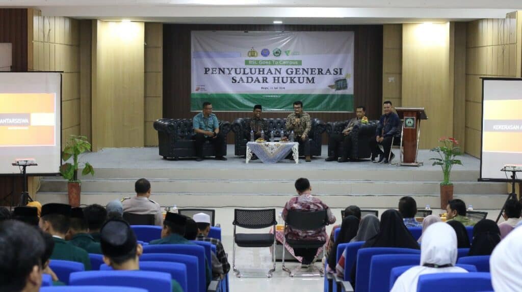 Menghadirkan penyuluh yang berkompeten untuk memberikan pemaparan tentang narkoba serta tinjauan psikologis terkait kekerasan antar siswa.