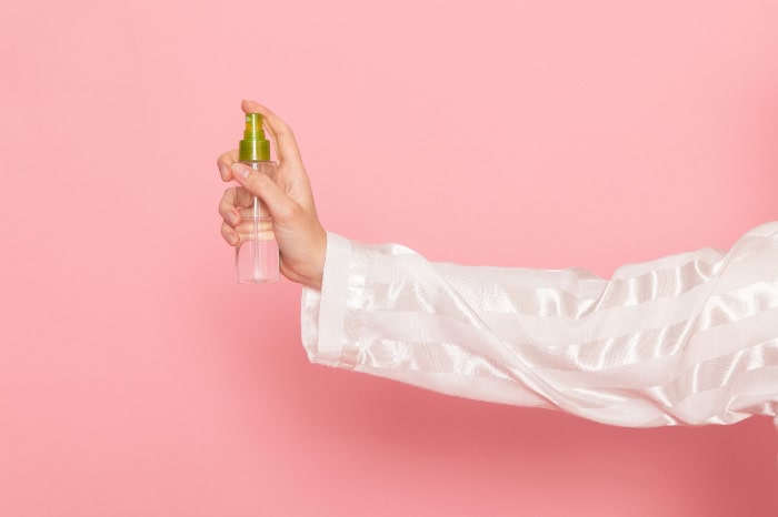 Ilustrasi penggunaan parfum atau wewangian dalam Islam sebagai sunah Rasulullah Saw