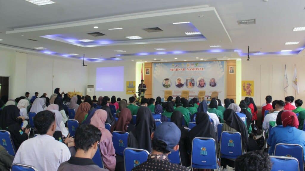 wgtc ambon2 dompet dhuafa Seminar Nasional Wakaf Goes to Campus 2024 di IAIN Ambon dihadiri oleh lebih dari 80 mahasiswa dari wilayah Sulselbartra & Maluku.