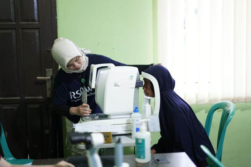 wakaf produktif2 dompet dhuafa RSAW BWI-Dompet Dhuafa memiliki layanan pemeriksaan, operasi dan pengobatan gratis untuk para dhuafa.