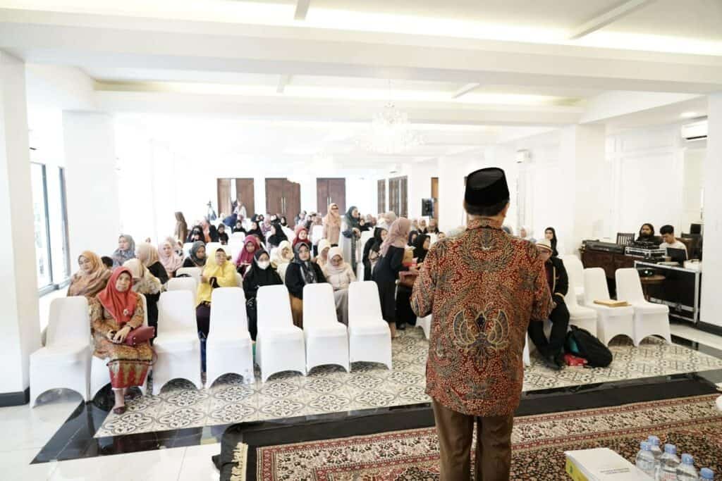berserah bukan menyerah5 dompet dhuafa Kajian "Berserah Bukan Menyerah" dihadiri oleh pemuda/pemudi dari berbagai kalangan.