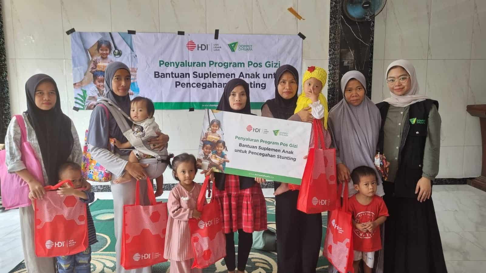 cegah stunting1 dompet dhuafa Para penerima manfaat program kesehatan oleh Dompet Dhuafa dan Harmoni Dinamik Indonesia (HDI).