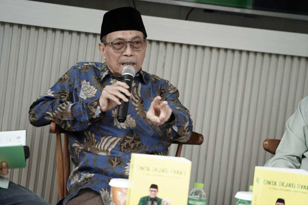 cinta sejati syari2 dompet dhuafa Prof. Dr. H. Muhammad Amin Suma menerangkan secara singkat alasannya menulis buku Cinta Sejati Syar'i.