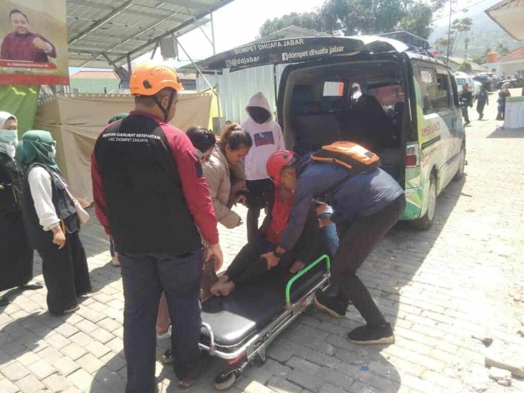 gempabandung41024x768 dompet dhuafa