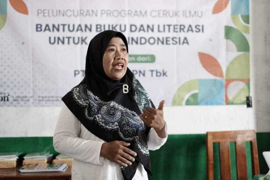 bantuanbukudimalaka71024x683 dompet dhuafa