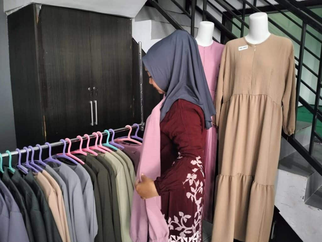 institut kemandirian2 dompet dhuafa Pameran produk dari para peserta pelatihan.