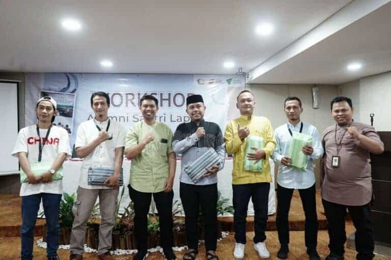 alumnisantrilapas3768x512 dompet dhuafa