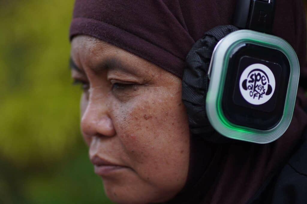 blind concert6 dompet dhuafa Para pengunjung saat menikmati pertunjukan musik oleh Panji Sakti.