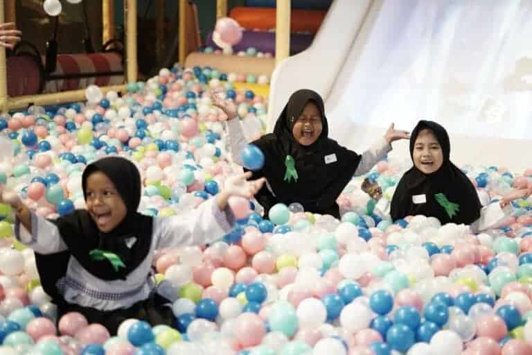 bahagiakananakyatim6768x512 dompet dhuafa