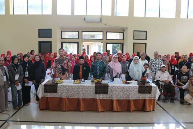 caregiverdisabilitas4768x512 dompet dhuafa