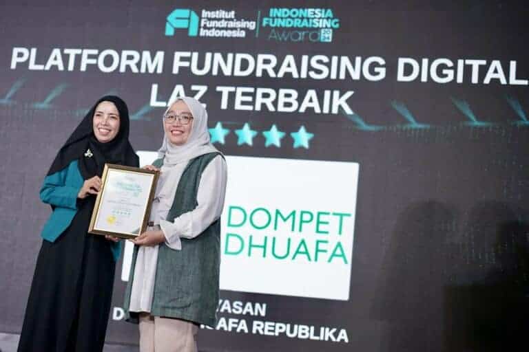 dompetdhuafaraihpenghargaanifa20244768x512 dompet dhuafa