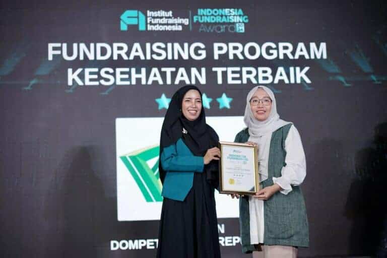 dompetdhuafaraihpenghargaanifa20246768x512 dompet dhuafa