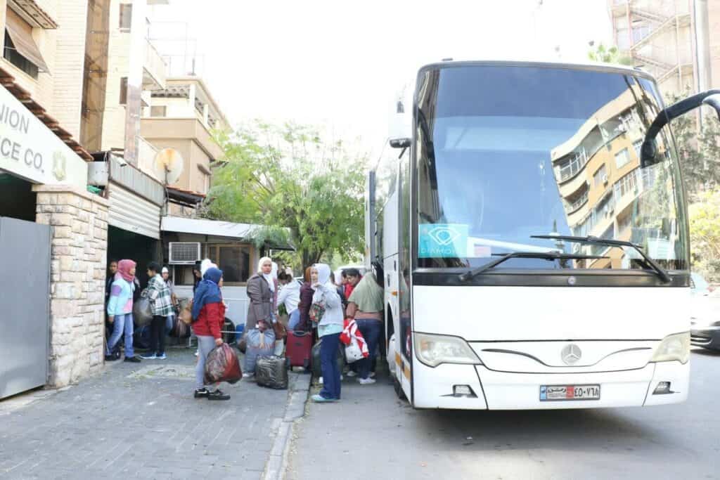 Puluhan WNI di Suriah berbondong meninggalkan Suriah menuju Beirut sebelum kemudian melanjutkan perjalanan udara ke tanah air, Selasa (10/12/2024).