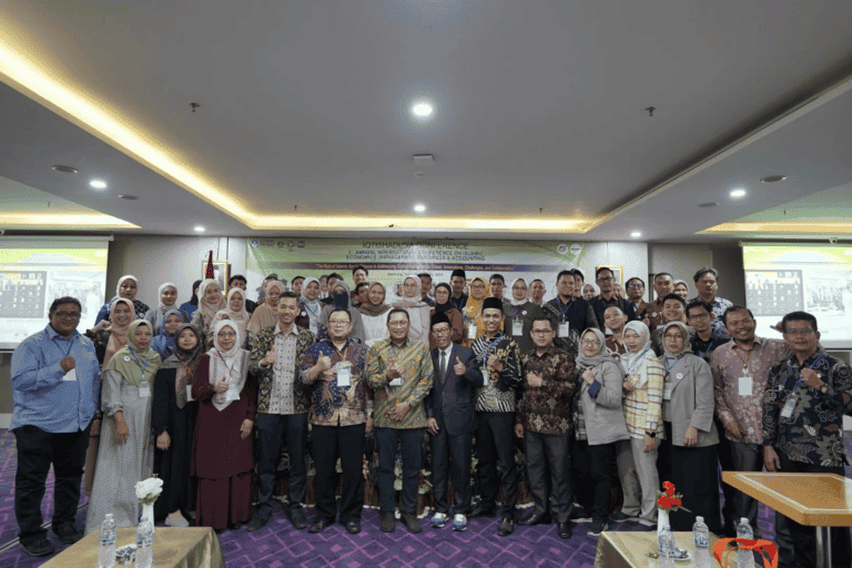 konferensiinternasionalekonomiislambandung3768x512 dompet dhuafa