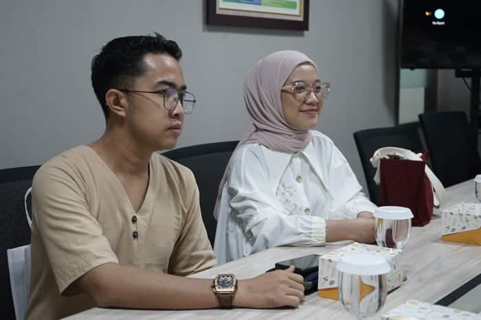 mukenasitikhadijacampaignwestandforpalestinian3 dompet dhuafa