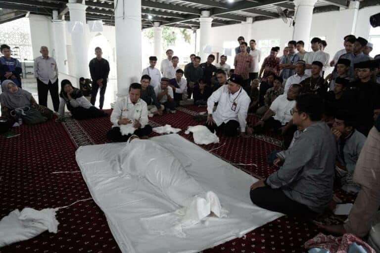 pelatihanpemulasaraanjenazah3768x512 dompet dhuafa