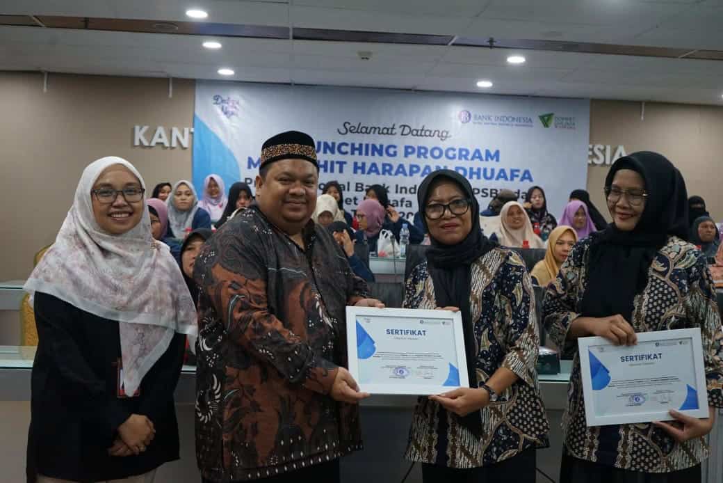 program menjahit untuk warga mebidang1 dompet dhuafa Peluncuran Program Menjahit Harapan Dhuafa oleh Dompet Dhuafa Waspada dan Bank Indonesia.
