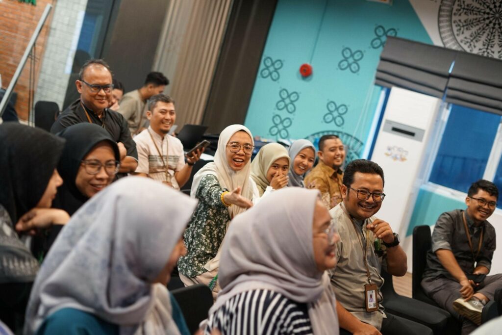 jumat dahsyatgejala autisme2 dompet dhuafa Para insan Dompet Dhuafa datang berbondong-bondong untuk menghadiri Jumat Dahsyat pada Jumat (10/01/2024).