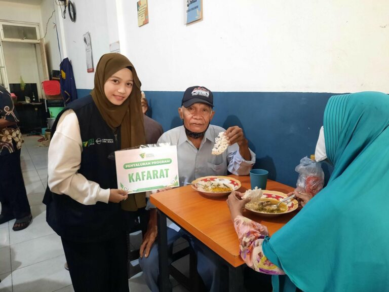 penyaluranfidyahdankafarat3768x576 dompet dhuafa