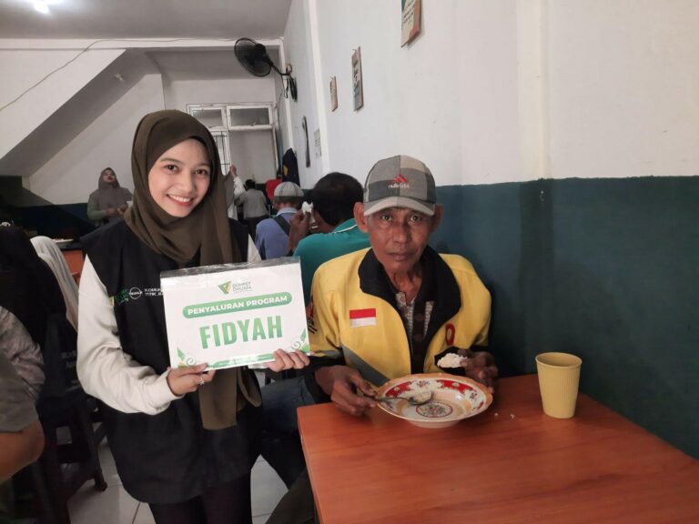 penyaluranfidyahdankafarat7768x576 dompet dhuafa