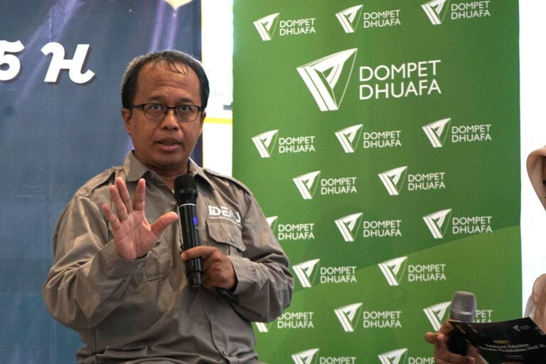 perbedaandampakpajakdanzakat1768x512 dompet dhuafa