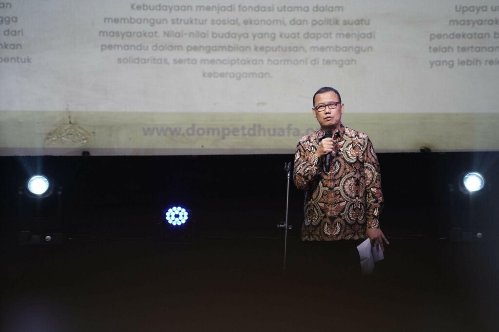 public expose 20243 dompet dhuafa Ahmad Juwaini buka data kemiskinan di Indonesia dan tantangan Dompet Dhuafa dalam mengentas kemiskinan di Indonesia.