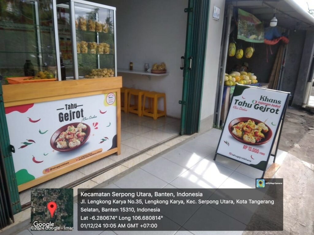 tahu gejrot khans3 dompet dhuafa Outlet Tahu Gejrot Khans yang berada di lokasi Jln. Lengkong Karya No.35 Kecamatan Serpong Utara, Tangerang Selatan, Provinsi Banten.